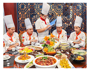 ���������֣���¶���ѧ��ʦ