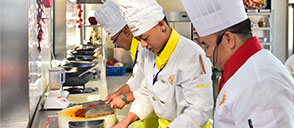 ���ǿ����